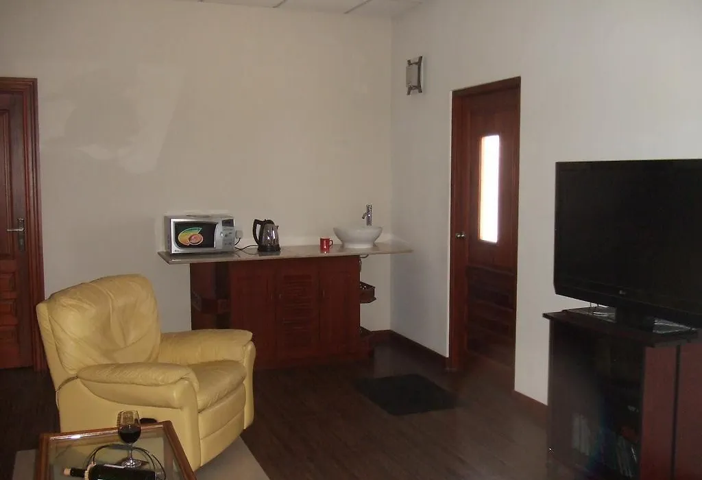 Whitehouse Residencies-1